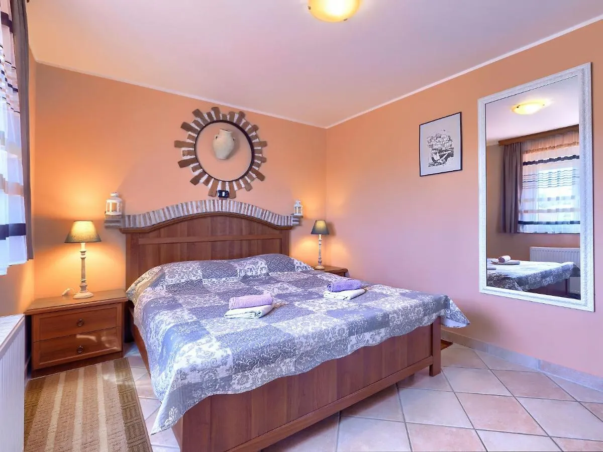 Apartment Fontana.1 Umag  Murine