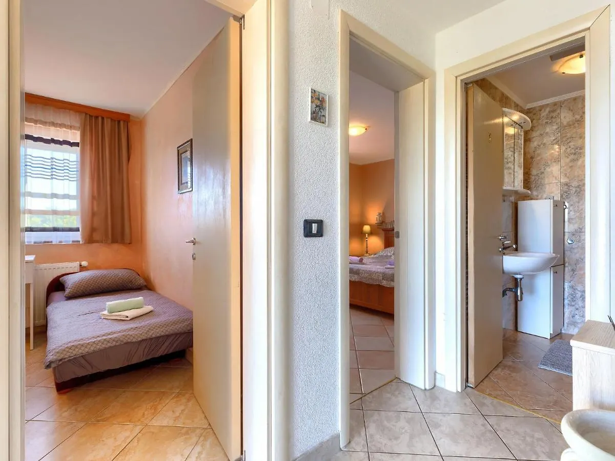 Apartment Fontana.1 Umag 0*, Murine